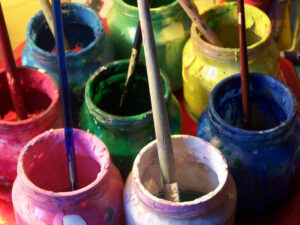 pots de couleurs
